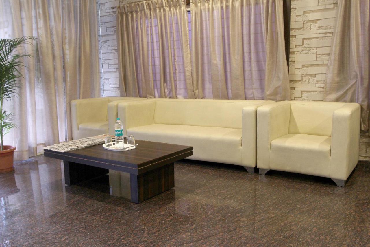 Capital O 70534 Habitat Suites And Rooms Μπανγκαλόρ Εξωτερικό φωτογραφία